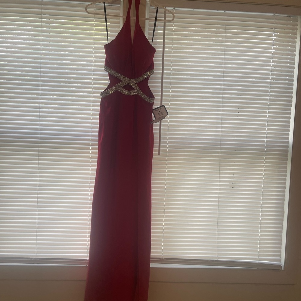 Never worn